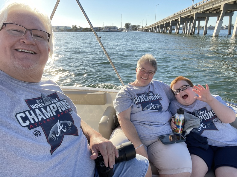 20220108091123-77112012